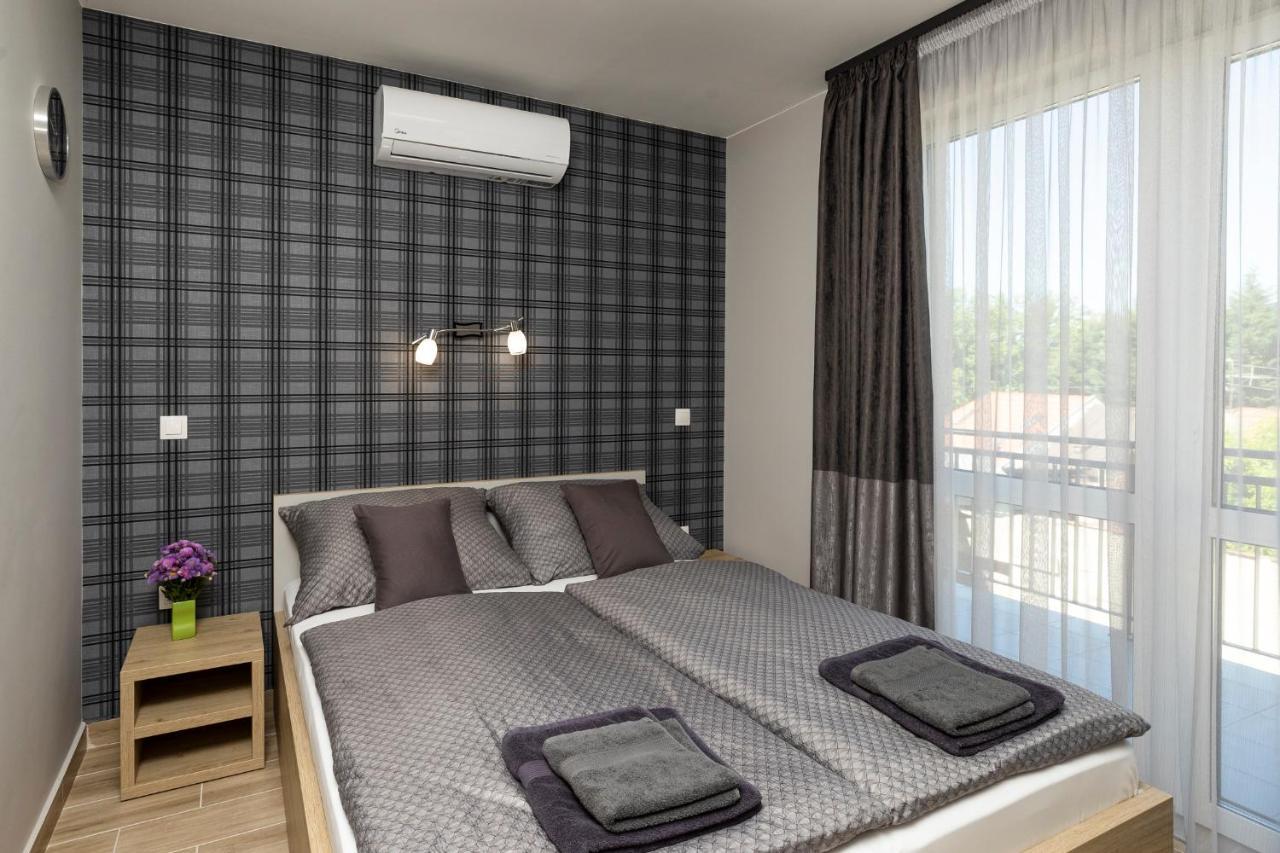 Star Apartman Eger Zewnętrze zdjęcie