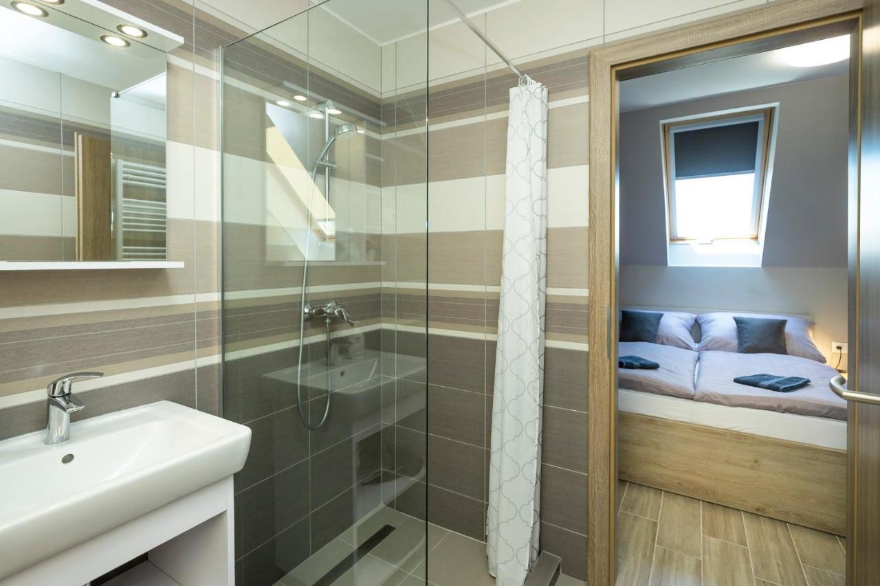 Star Apartman Eger Zewnętrze zdjęcie