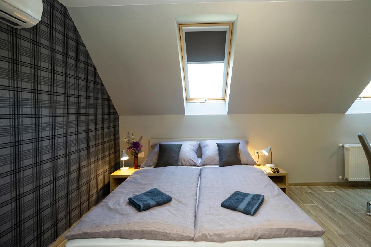 Star Apartman Eger Zewnętrze zdjęcie